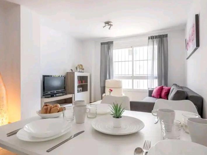 Apartamento Con Patio Y Piscina Cerca De Sevilla La Algaba المظهر الخارجي الصورة