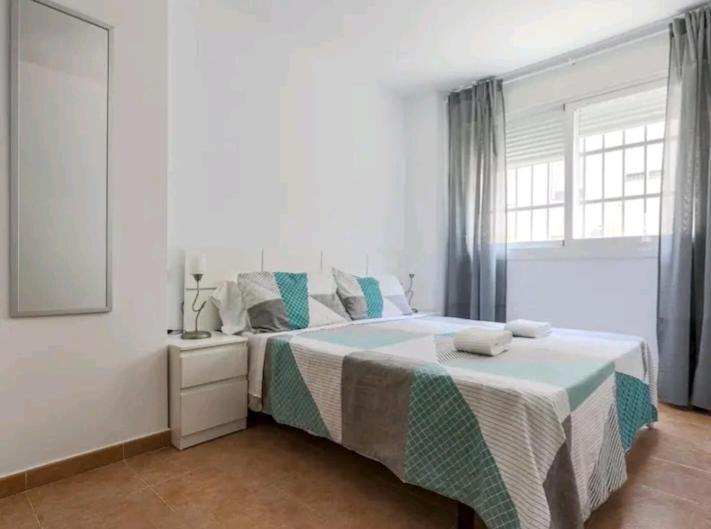 Apartamento Con Patio Y Piscina Cerca De Sevilla La Algaba المظهر الخارجي الصورة