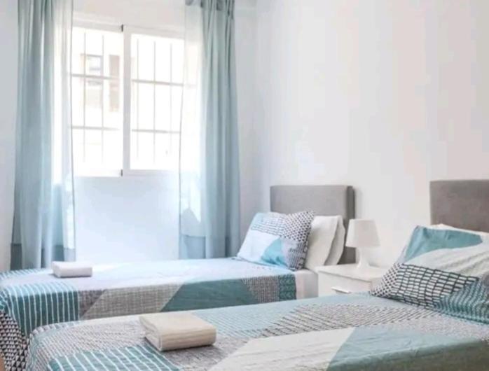 Apartamento Con Patio Y Piscina Cerca De Sevilla La Algaba المظهر الخارجي الصورة